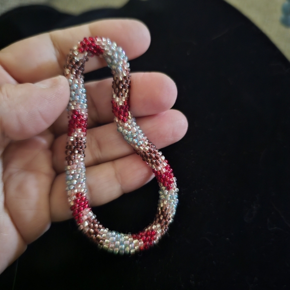 L&L Braclet - Picture 2 of 3